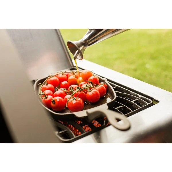 Napoleon PRO Gusseisen-Pfanne + Untersetzer 5 Napoleon PRO Gusseisen-Pfanne + Untersetzer – Bild 5