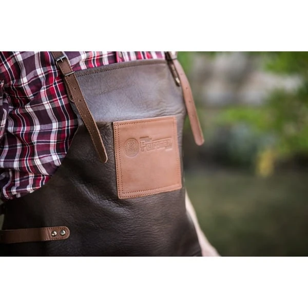 Petromax Büffelleder-Schürze Mit Gekreuztem Rückenband 8 Petromax Büffelleder-Schürze Mit Gekreuztem Rückenband – Bild 8